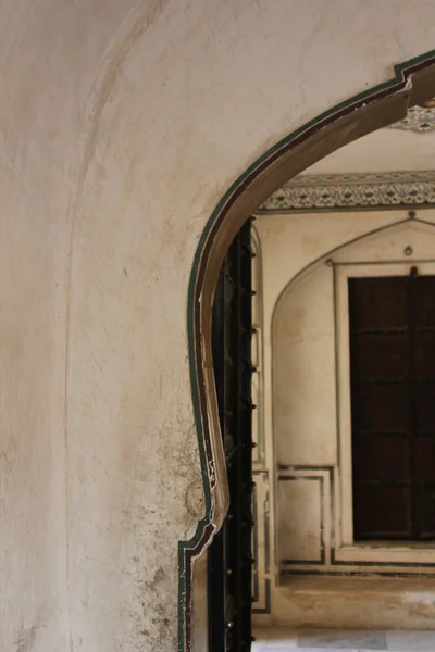 Boltíves ajtó, építészeti, Amber Fort, India — Stock Fotó