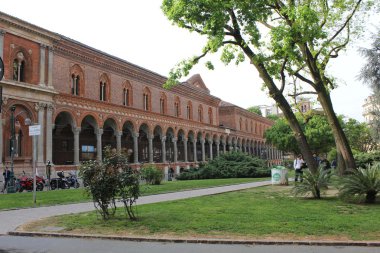 Milan Devlet Üniversitesi dış görünümü