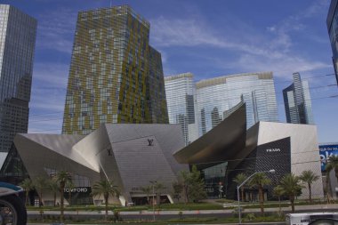 Modern binada güneşli bir gün Las Vegas.