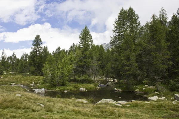 Lago Azzurro (Blue Lake) — Stockfoto