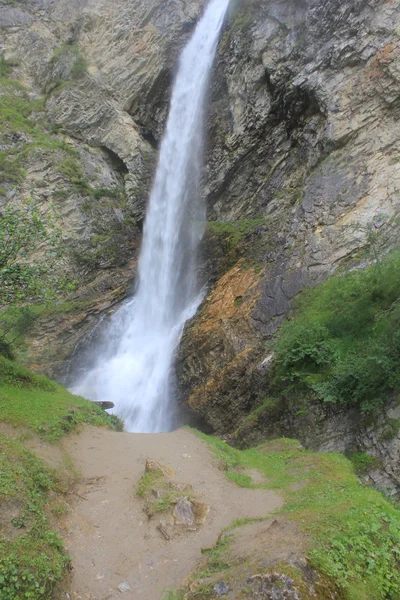 Waterfall through rocks — Stock Photo, Image