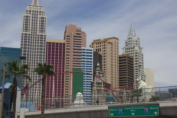 Las Vegas Strip, with all its modern building in a sunny day — Stock Photo, Image