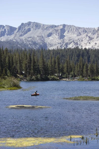 Landskapet i Mammoth Lakes, natursköna land i Kalifornien — Stockfoto