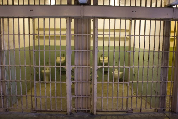 Primer plano de una celda de Alcatraz —  Fotos de Stock