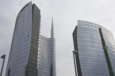 Porta Nuova yeni binalar Milan'da karmaşık