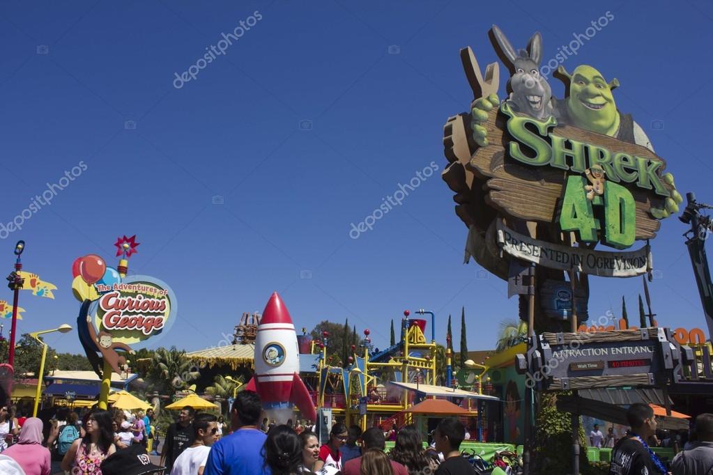LOS ANGELES, USA - AUG 16 2013: Crow of people around  Universal Studios in Loas Angeles