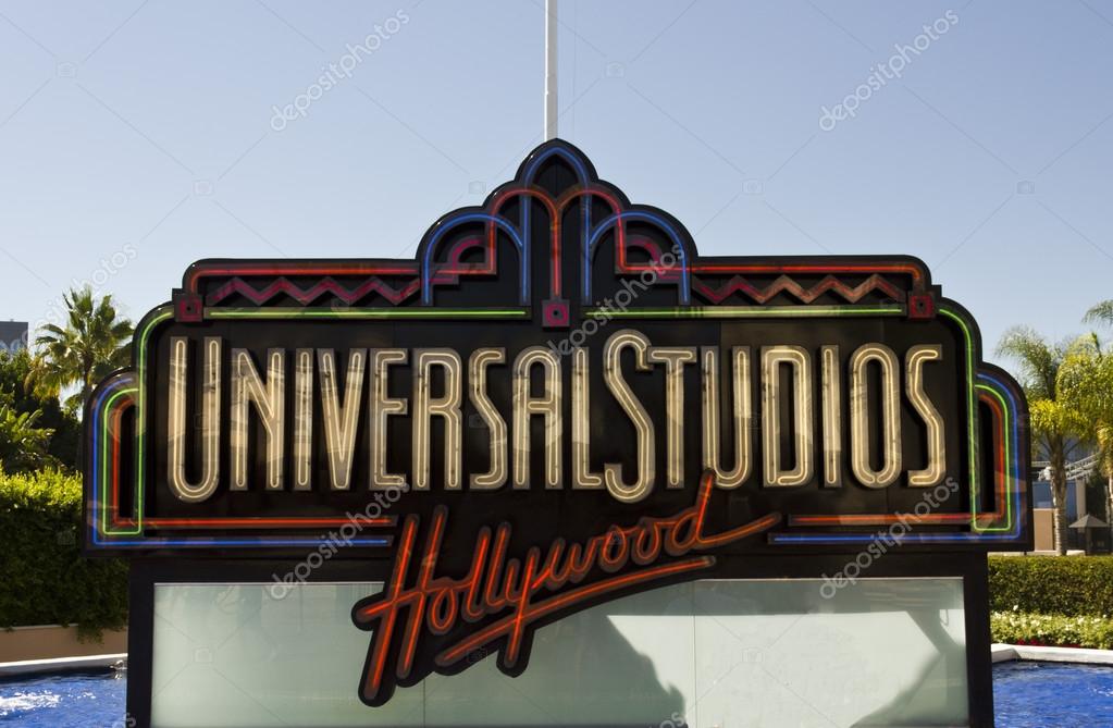 LOS ANGELES, CALIFORNIA - AUG 17 2013: Universal Studios Hollywood sign at the entrance of the amusement Park