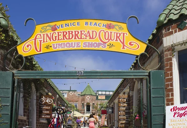 Way in to Gingerbread Court of shops — Stock Photo, Image