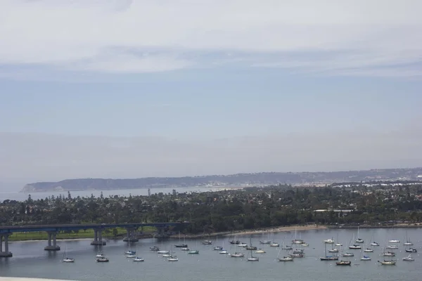 Vista da ilha de Coronado a partir da ponte de Coronado — Fotografia de Stock