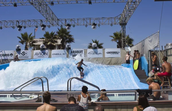 Dalga house havuzu San Diego Mission Beach