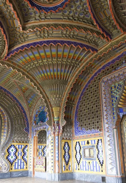 Sammezzano terk edilmiş kale içinde muhteşem tavus kuşu Oda — Stok fotoğraf