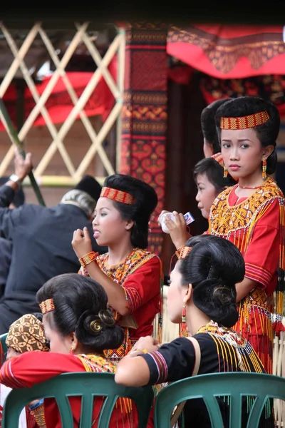 Groep van Indonesische meisje — Stockfoto