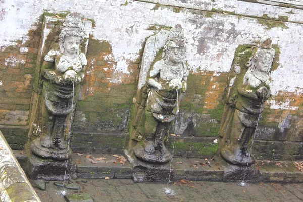 Vista desde la parte superior del templo de baño Goa Gajah — Foto de Stock