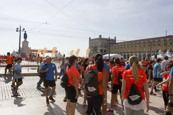 Menschen nach dem Lissabon-Marathon — Stockfoto