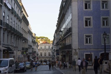 Köşe Rua Garret ve Rua anchieta arasında