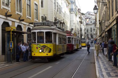 Lizbon tramvay ile Rua Conceicao sokak