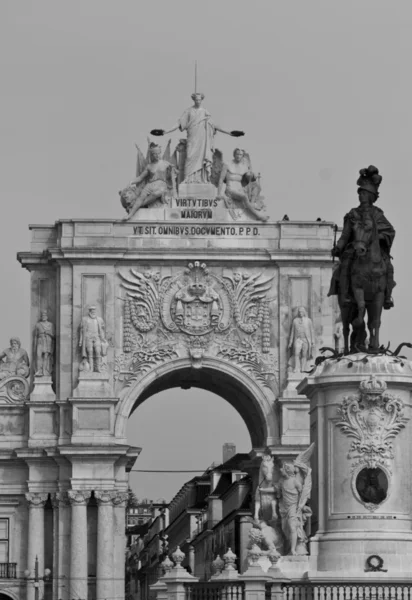 Primer plano de la estatua ecuestre del rey José —  Fotos de Stock