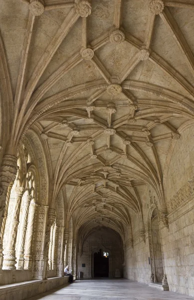 Koridor Jeronimos Manastırı
