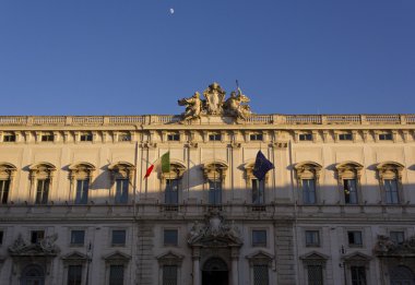 Palazzo della Consulta ön cephe Roma