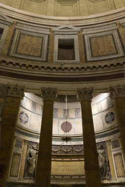 Colonnade ayrıntı içinde Roma'da Pantheon