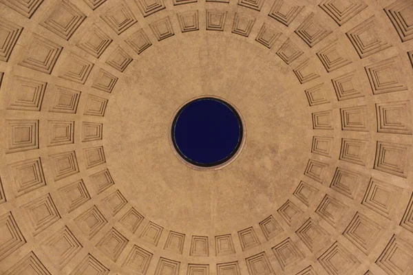 Oculos op de bovenkant van Pantheon — Stockfoto