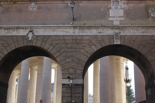 Porta Angelica brána do Vatikán v Římě — Stock fotografie
