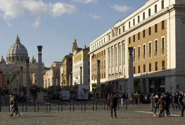 Vista da Via della Conciliazione da Basílica de São Pedro no Vaticano — Fotografia de Stock