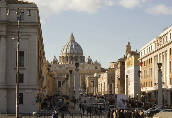 Vista da Via della Conciliazione da Basílica de São Pedro na Cidade do Vaticano — Fotografia de Stock