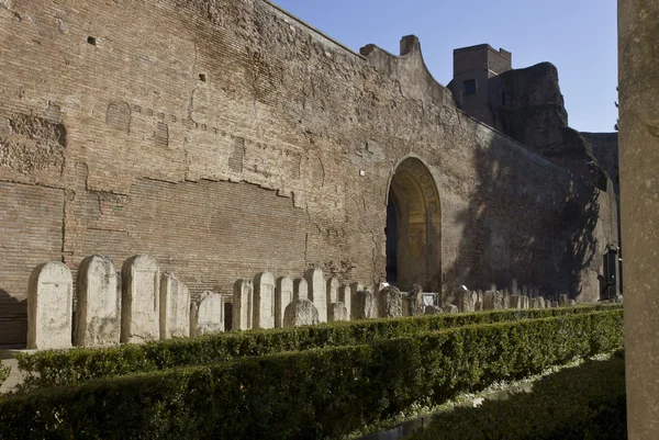 Jardín de los Baños Dioclecianos en Roma — Foto de Stock