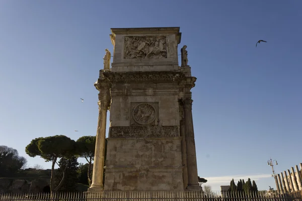 Vista laterale dell'Arco di Costantino — Foto Stock