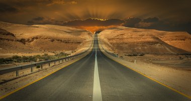 Negev, İsrail Çölü'nde yol 