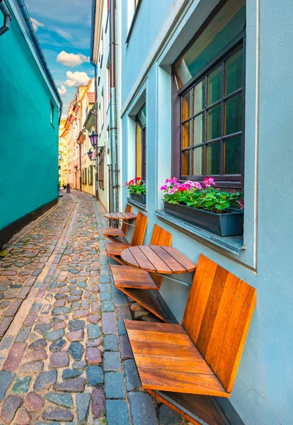 Matin Dans Rue Médiévale Étroite Vieille Ville Riga Lettonie Europe — Photo