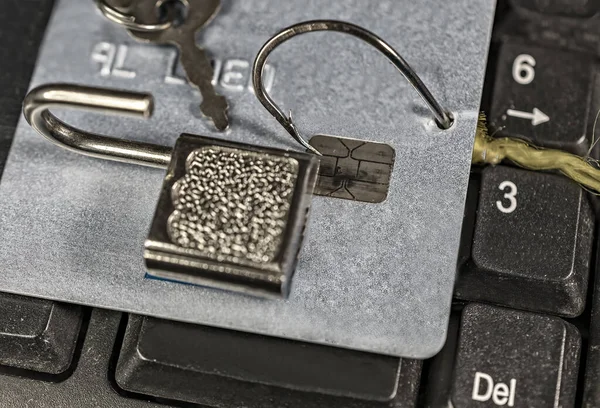 Karta Kredytowa Otwarta Kłódka Haczykiem Cyber Oszustwem Koncepcją Phishingu — Zdjęcie stockowe
