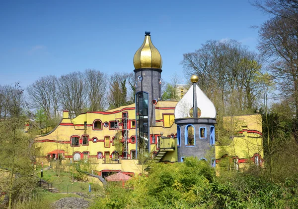 DUSSELDORF, ALEMANIA - 16 DE ABRIL: Casa Mística Hundertwasser en Gr — Foto de Stock