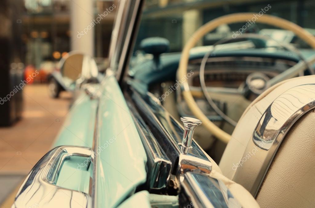 レトロな車が面白い写真素材 ロイヤリティフリーレトロな車が面白い画像 Depositphotos