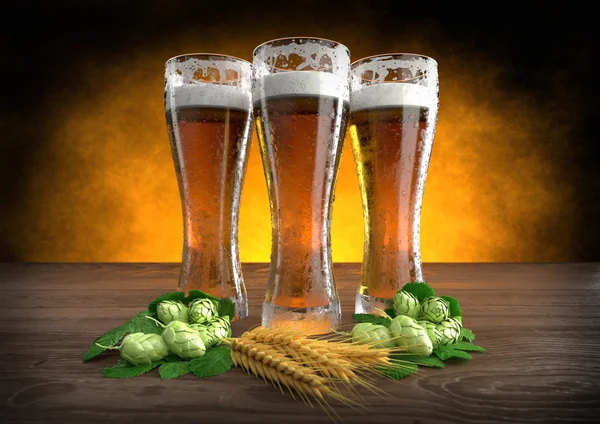 Três copos de cerveja com cevada e lúpulo renderizar 3D — Fotografia de Stock