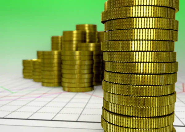Gouden stapels van munt op groene achtergrond — Stockfoto