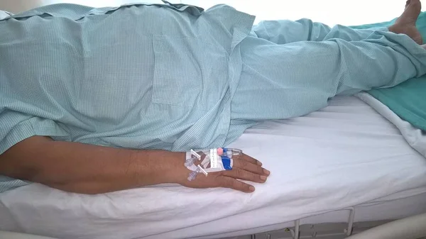 Mano Con Cánulas Catéteres Intravenosos Periféricos — Foto de Stock