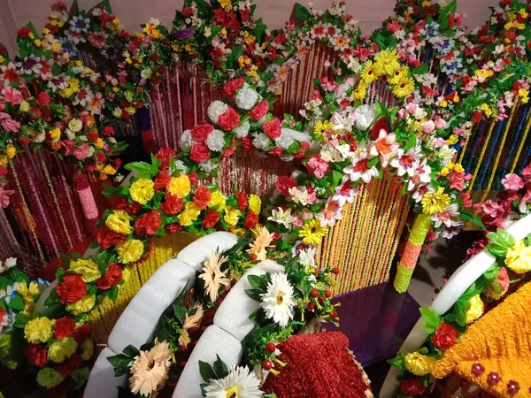 Kleurrijke Decoratieve Lijsten Met Bloemenslingers Voor Veelzijdig Gebruik Van Projecten — Stockfoto