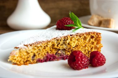 Ahududu cake