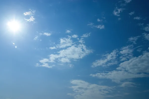 Blue sky with clouds — Stock Photo, Image