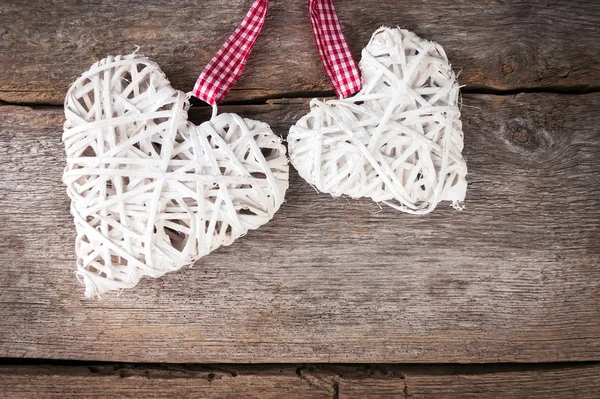 Heart on a wooden background. Vintage style. — Stock Photo, Image