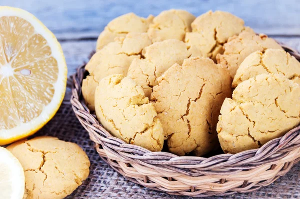 Homemade lemon cookies — Stock Photo, Image