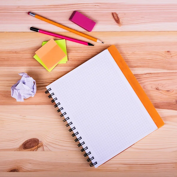 School supplies on wooden background — Stock Photo, Image