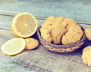 Ev yapımı limonlu kurabiye