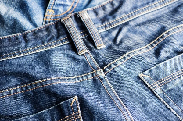 Голубые джинсы задний карман — стоковое фото
