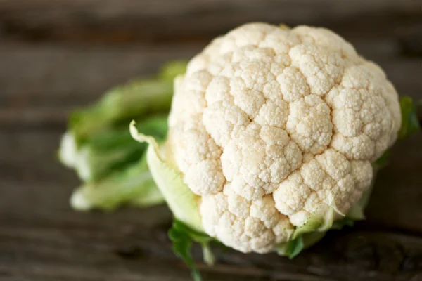 Leckerer ganzer Blumenkohl — Stockfoto