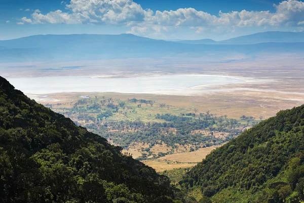 Blick auf den Ngorongoro-Krater — Stockfoto