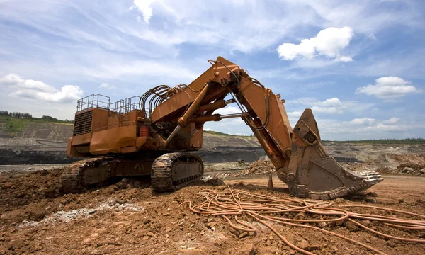 Macchina escavatore movimento terra — Foto Stock