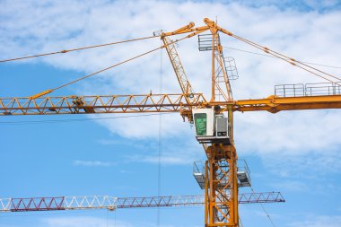 bouw kranenİnşaat vinçleri